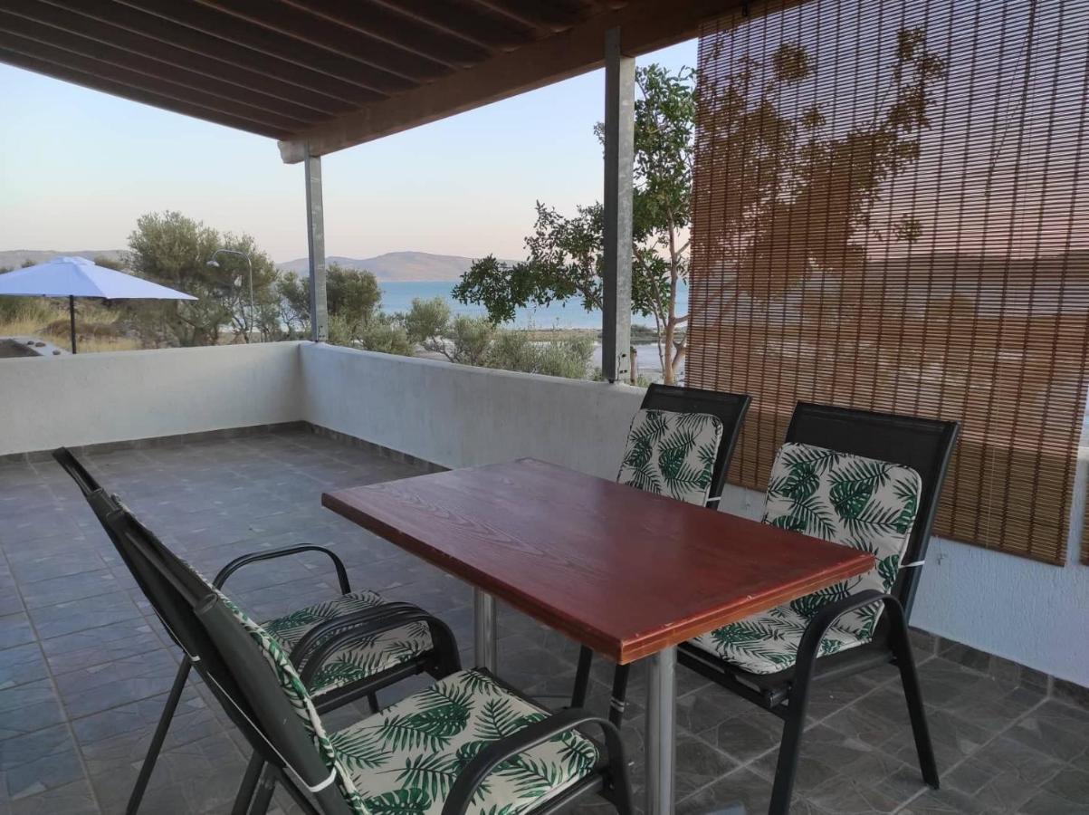 "Koukmos Beach" Greenspace Living - Private Sandy Beach Parákoila エクステリア 写真